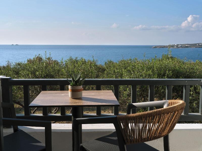 Paros Five Senses image