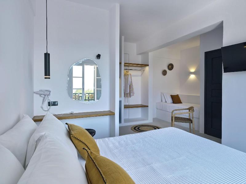 Paros Five Senses image