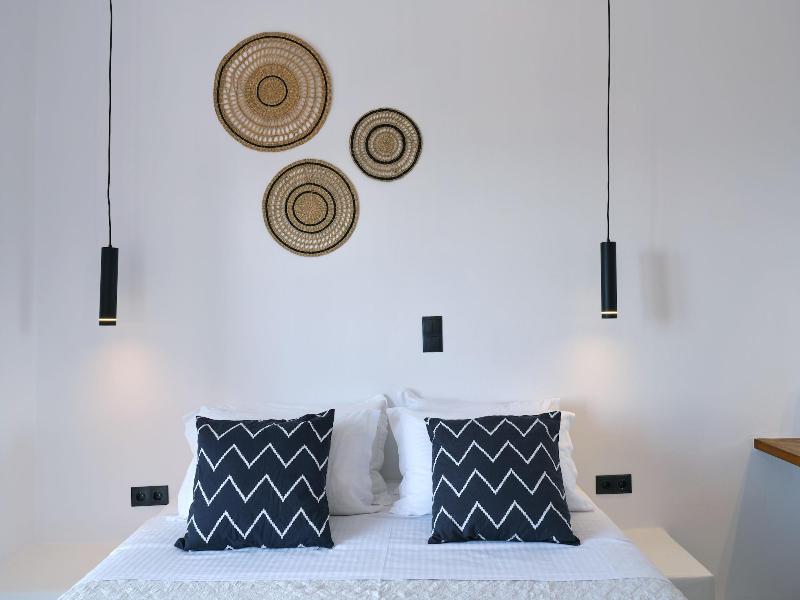 Paros Five Senses image