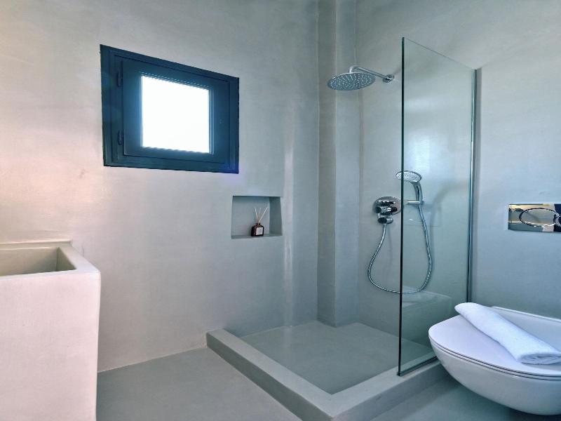 Paros Five Senses image