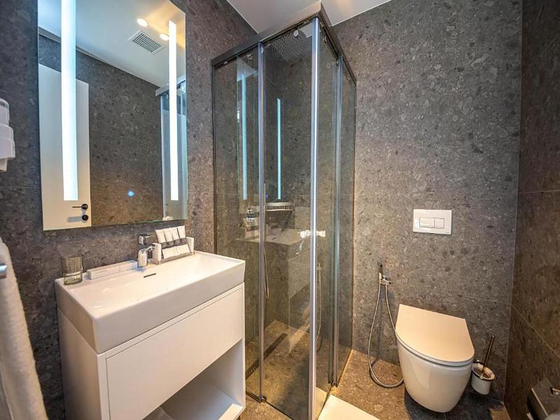 Azure Inn Hotel image