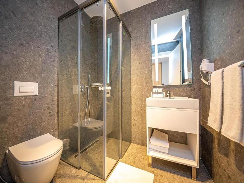 Azure Inn Hotel image