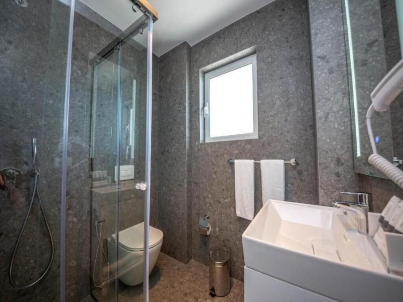 Azure Inn Hotel image