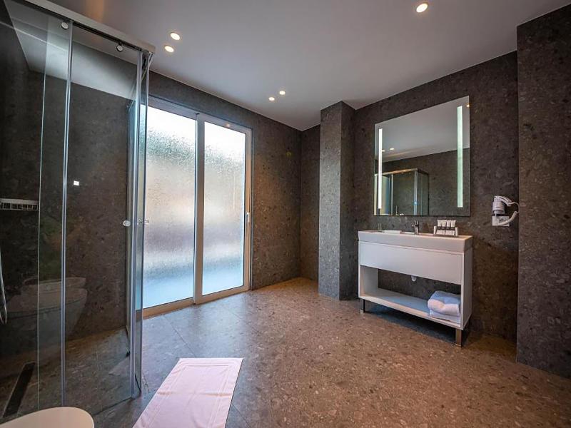 Azure Inn Hotel image