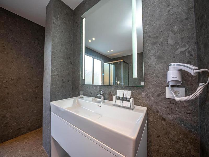 Azure Inn Hotel image