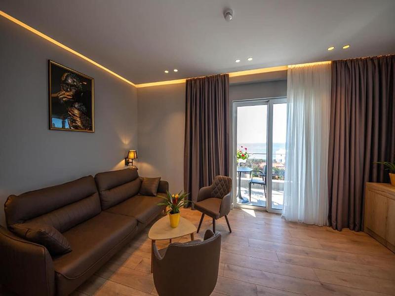 Azure Inn Hotel image