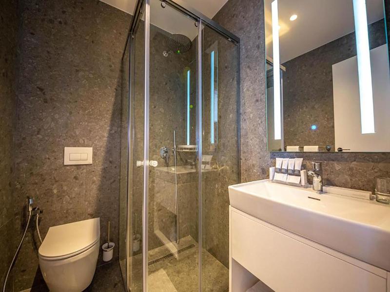 Azure Inn Hotel image