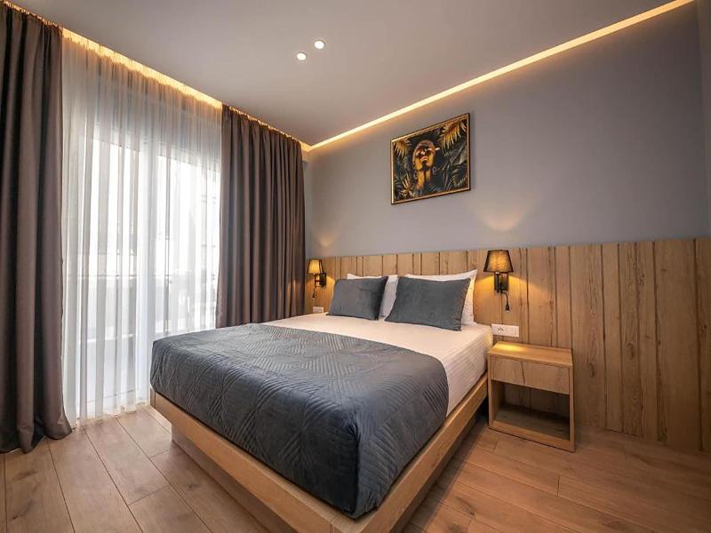 Azure Inn Hotel image