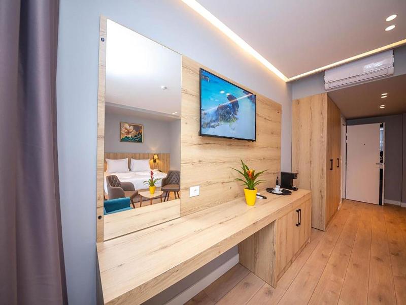 Azure Inn Hotel image
