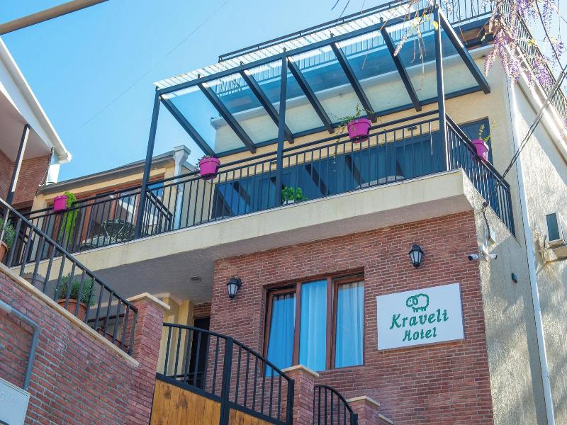 Kraveli Hotel image
