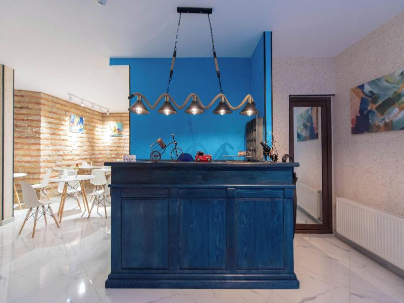 Kraveli Hotel image