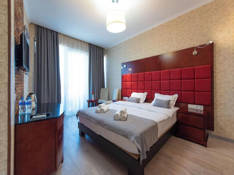 Kraveli Hotel image