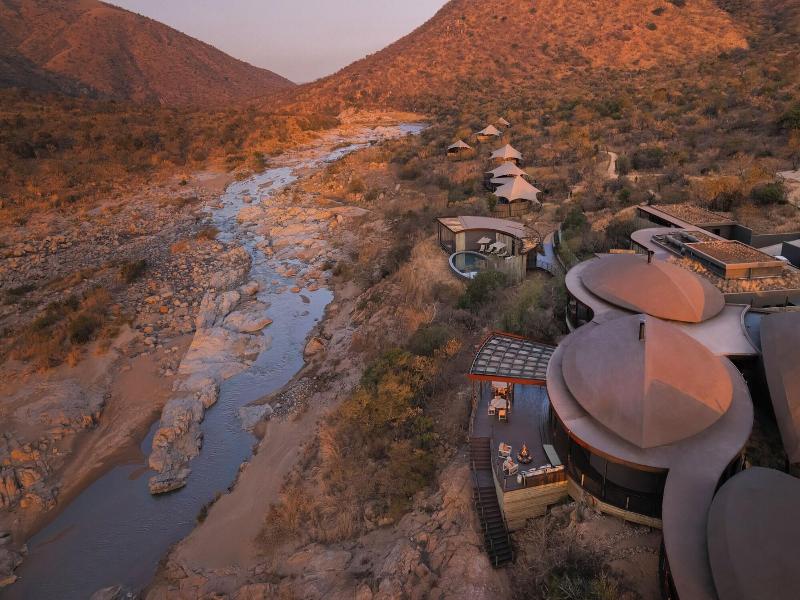 Madwaleni River Lodge - Babanango Game Reserve 2