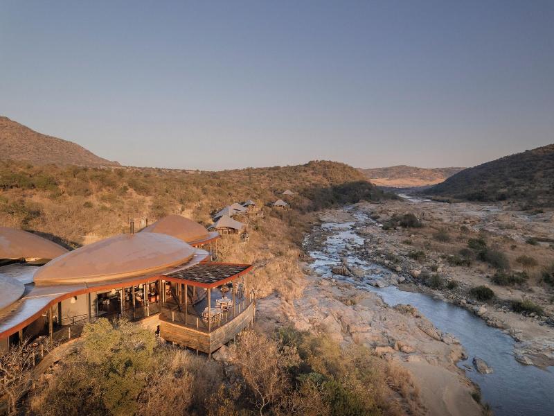 Madwaleni River Lodge - Babanango Game Reserve 4