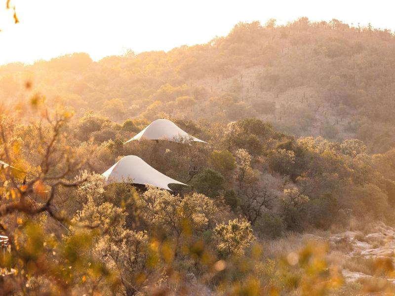 Madwaleni River Lodge - Babanango Game Reserve 5