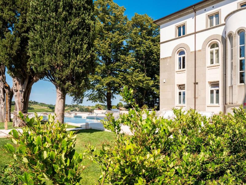 Boutique Hotel Villa Monty Banks image