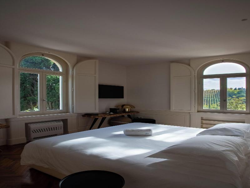 Boutique Hotel Villa Monty Banks image