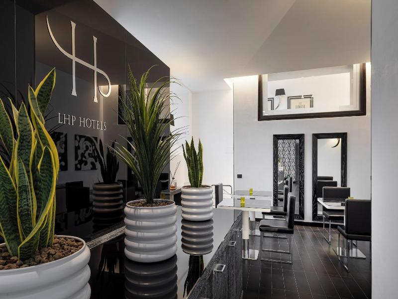 Lhp River Club image