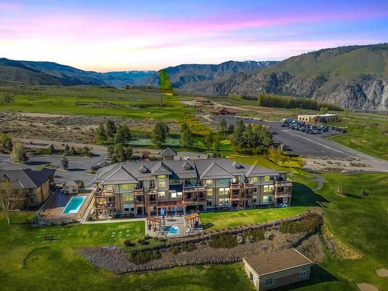 Desert Canyon Golf Resort image