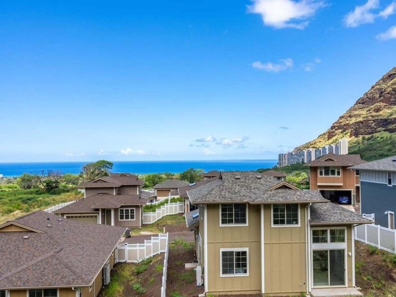 @ Marbella Lane - Serene & Lovely Mt + Ocean Vie
