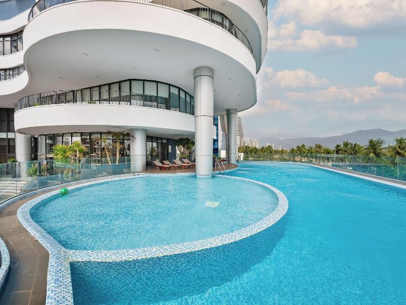 Nesta Celia Danang Hotel image