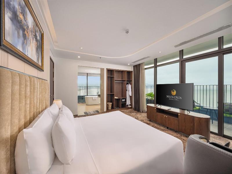 Nesta Celia Danang Hotel image