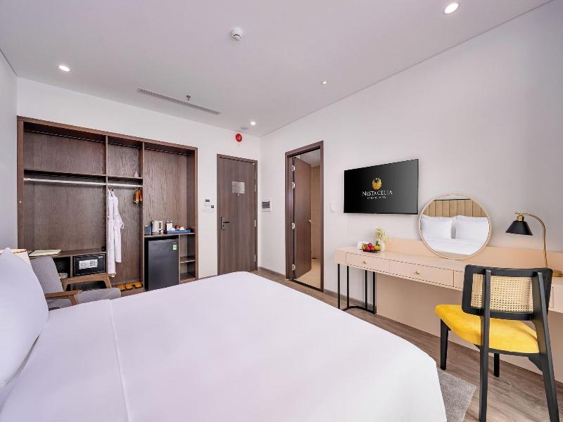 Nesta Celia Danang Hotel image