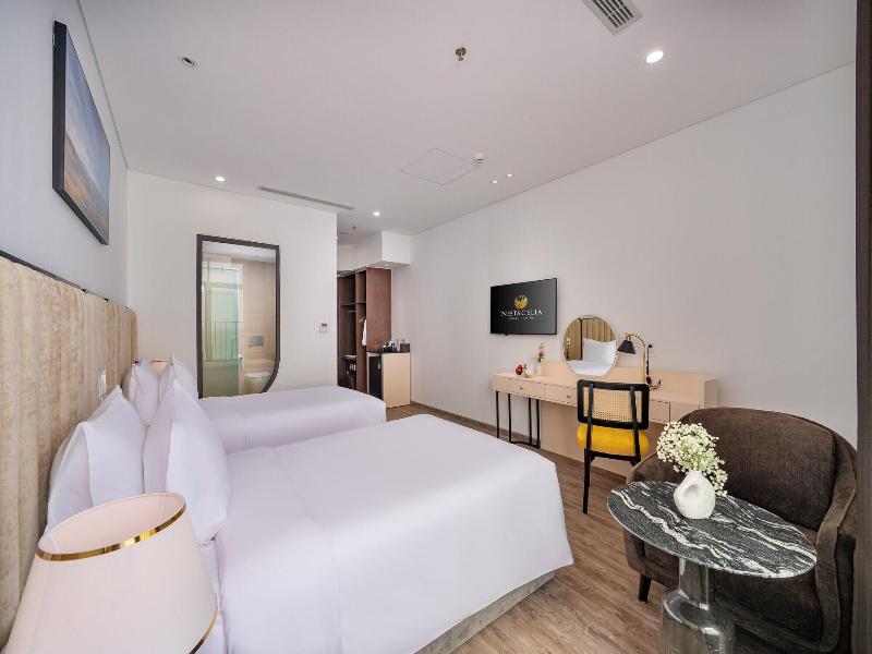 Nesta Celia Danang Hotel image