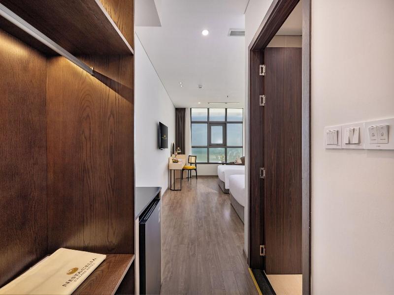 Nesta Celia Danang Hotel image