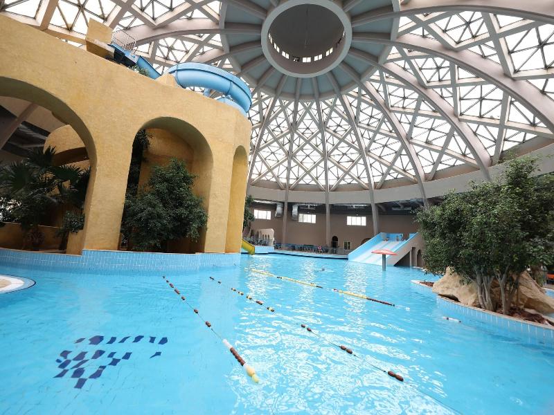 Suites Hotel Les Charmilles & Spa image