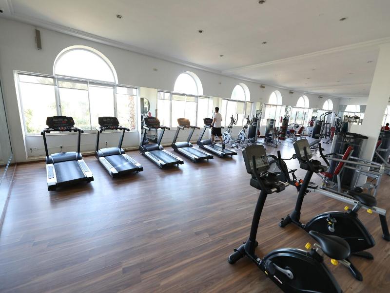 Suites Hotel Les Charmilles & Spa image