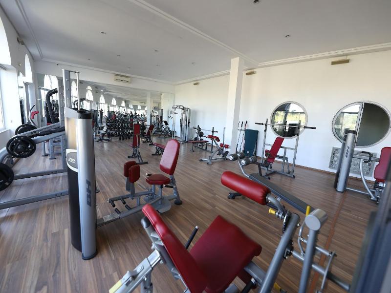 Suites Hotel Les Charmilles & Spa image
