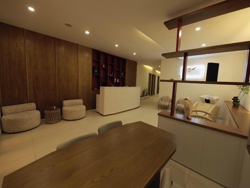 Suites Hotel Les Charmilles & Spa image