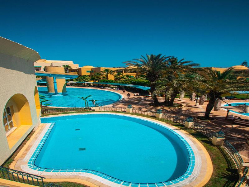 Suites Hotel Les Charmilles & Spa image