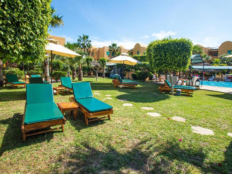 Suites Hotel Les Charmilles & Spa image