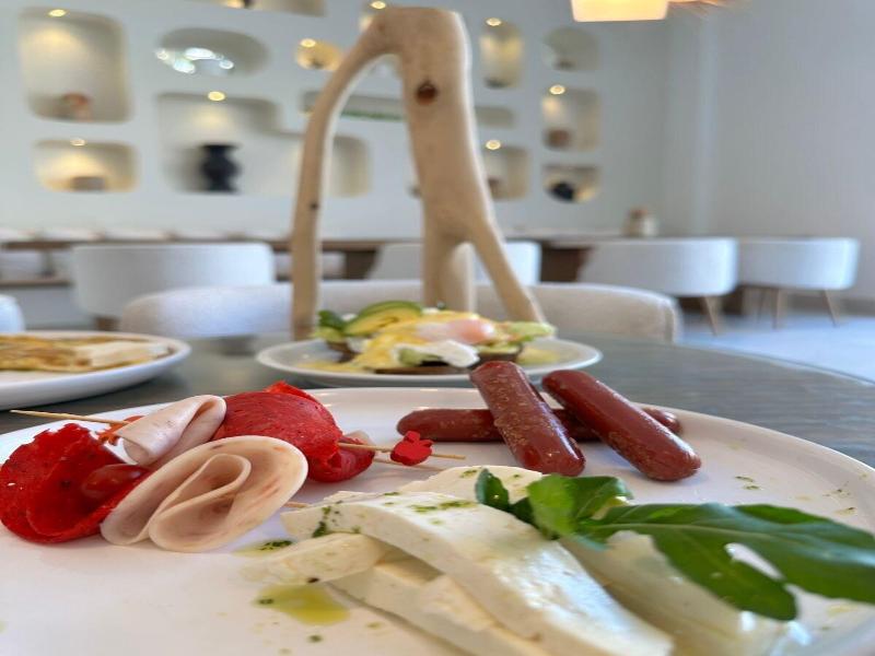 Suites Hotel Les Charmilles & Spa image