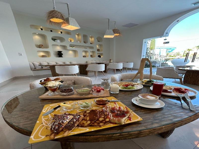 Suites Hotel Les Charmilles & Spa image