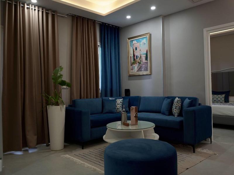 Suites Hotel Les Charmilles & Spa image