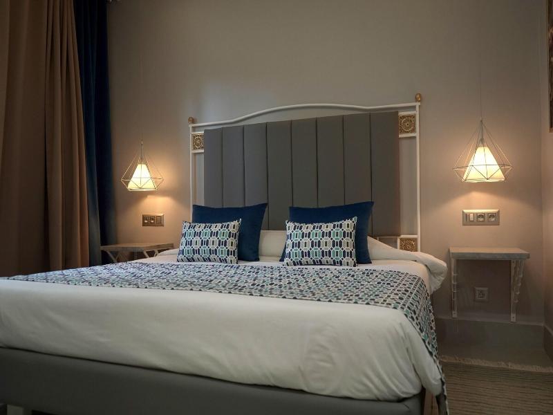 Suites Hotel Les Charmilles & Spa image