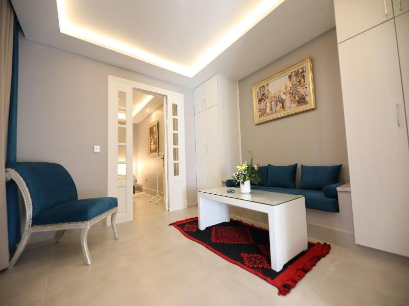 Suites Hotel Les Charmilles & Spa image