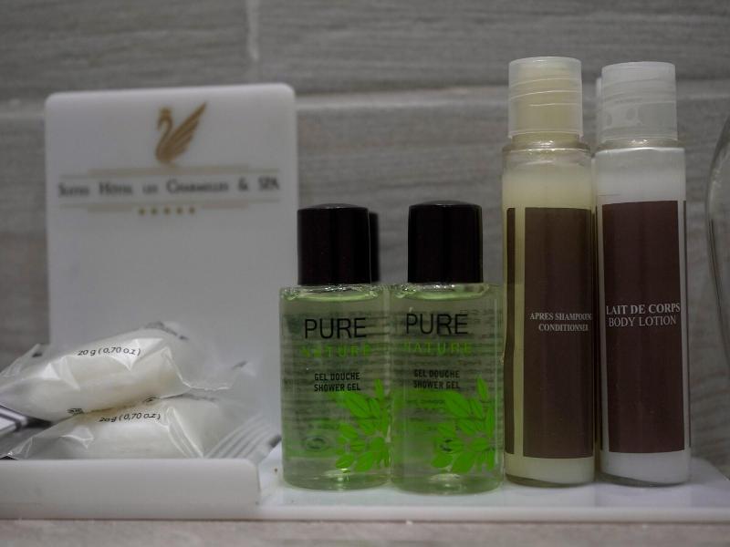 Suites Hotel Les Charmilles & Spa image