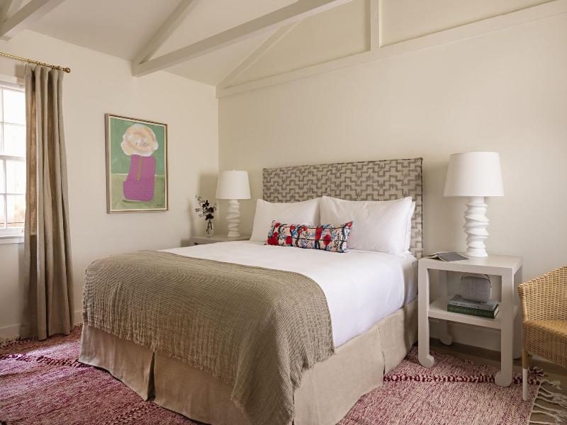 Farmhouse Paso image