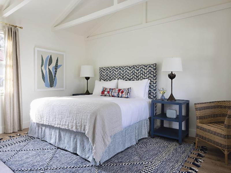 Farmhouse Paso image