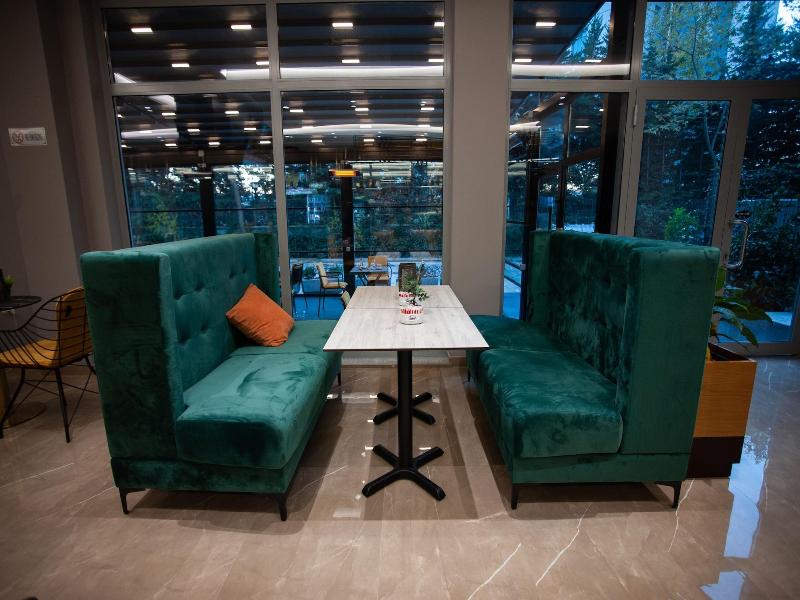 Doanesia Premium Hotel & Spa image