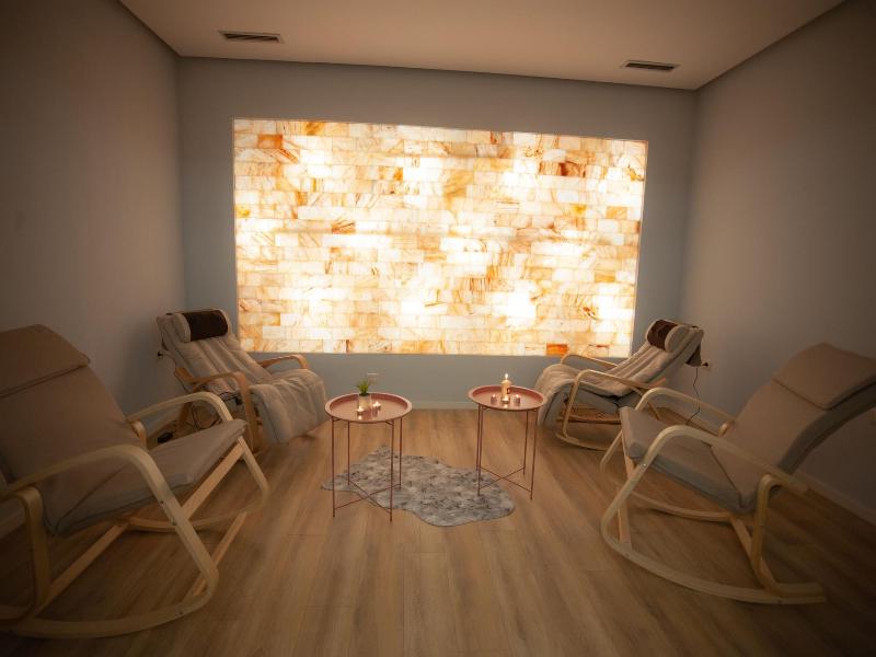 Doanesia Premium Hotel & Spa image