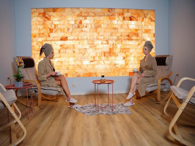 Doanesia Premium Hotel & Spa image