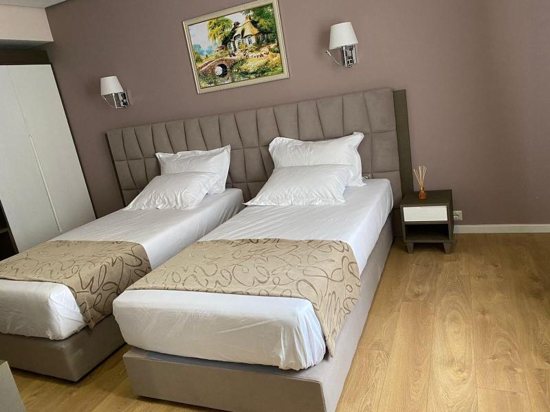 Doanesia Premium Hotel & Spa image