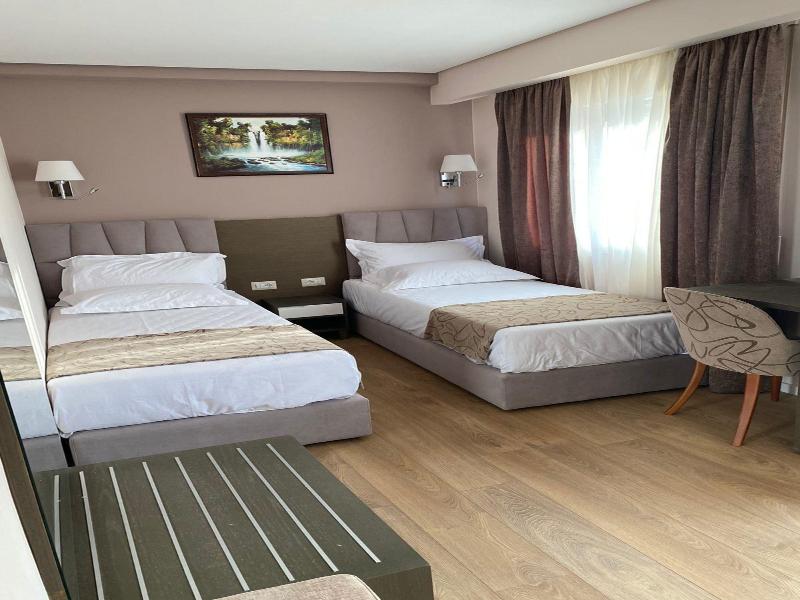 Doanesia Premium Hotel & Spa image