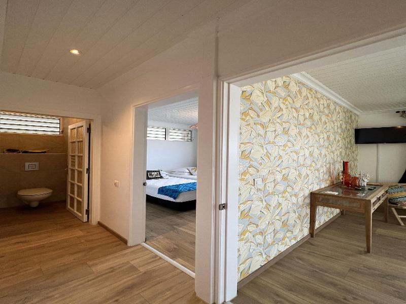 Maison Taina image