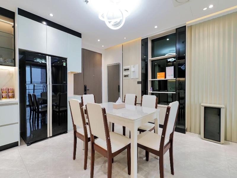 Midtown By Saigon image
